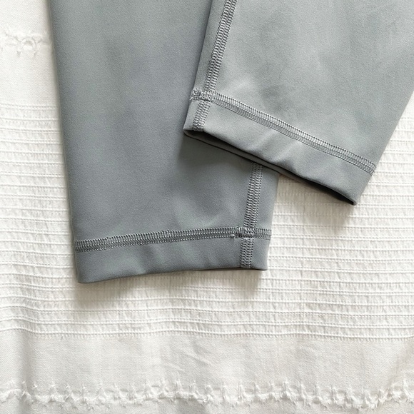 LULULEMON WUNDER TRAIN BABY BLUE HIGH RISE DRAWSTRING ANKLE CUT LEGGINGS - 10 - Picture 6 of 8